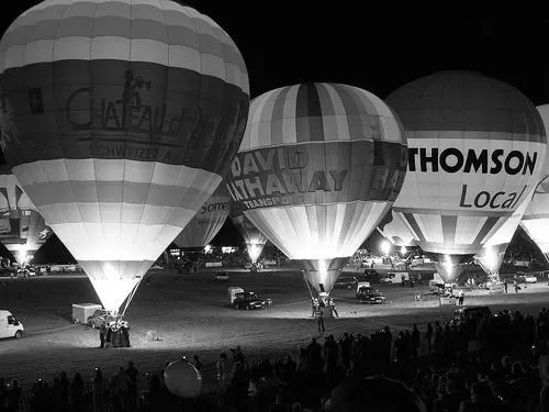 What Time Is The Night Glow At Bristol Balloon Festival? photo 1